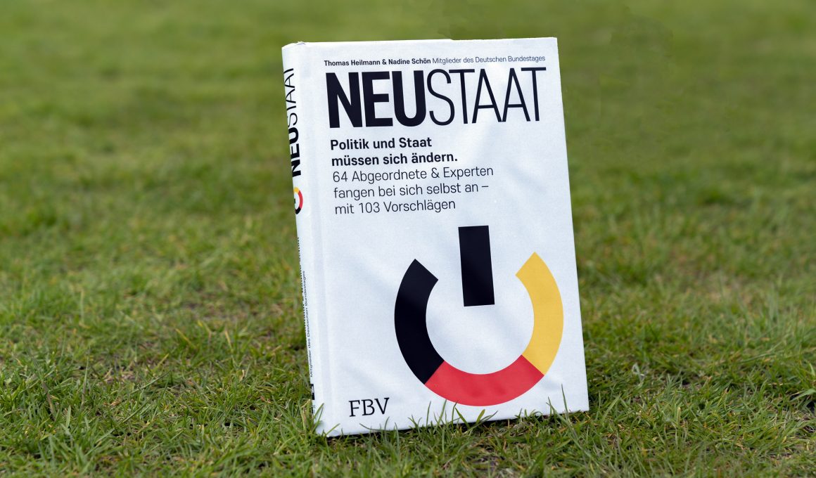 "Neustaat" - Cover des Buches von Markus Uhl und Nadine Schön